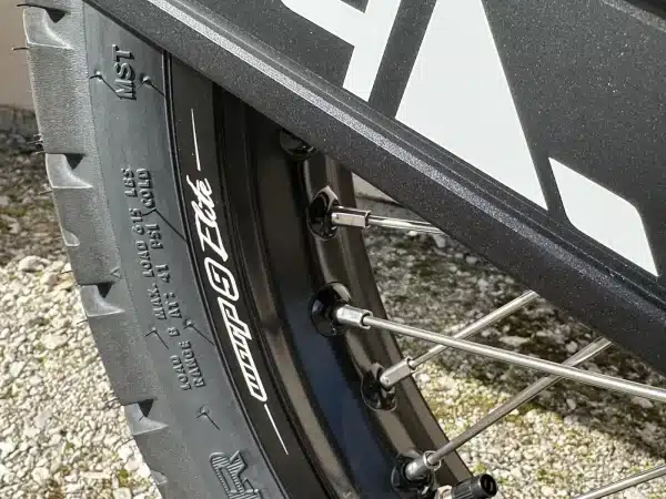 adv1 custom wheel